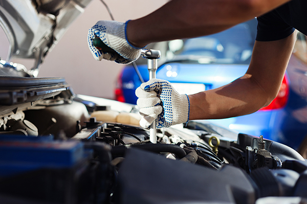 Safely undertake Motor Vehicle servicing and repairs