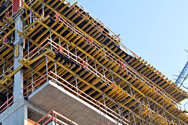 Safeguard multistory formwork operations with precise planning, robust installations, and comprehensive safety measures.