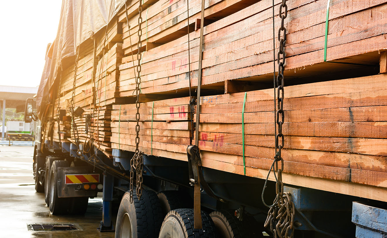 Mass Dimension and Load Restraint Policy applies to all vehicles, trailers, and equipment and personnel involved in loading, securing, and transporting cargo.