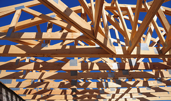 Safety in timber roof framing requires the use of protective equipment to prevent falls and injuries.