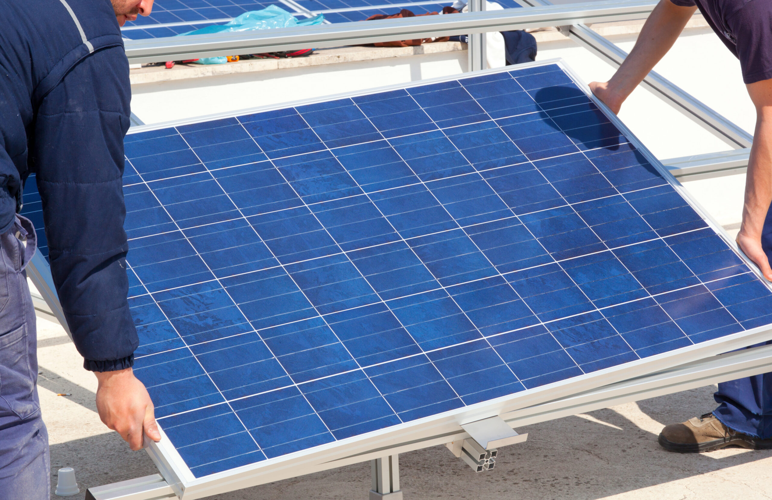 If the solar panels are of a considerable length or weight, then ensure a 2 (or more) person lift and carry.